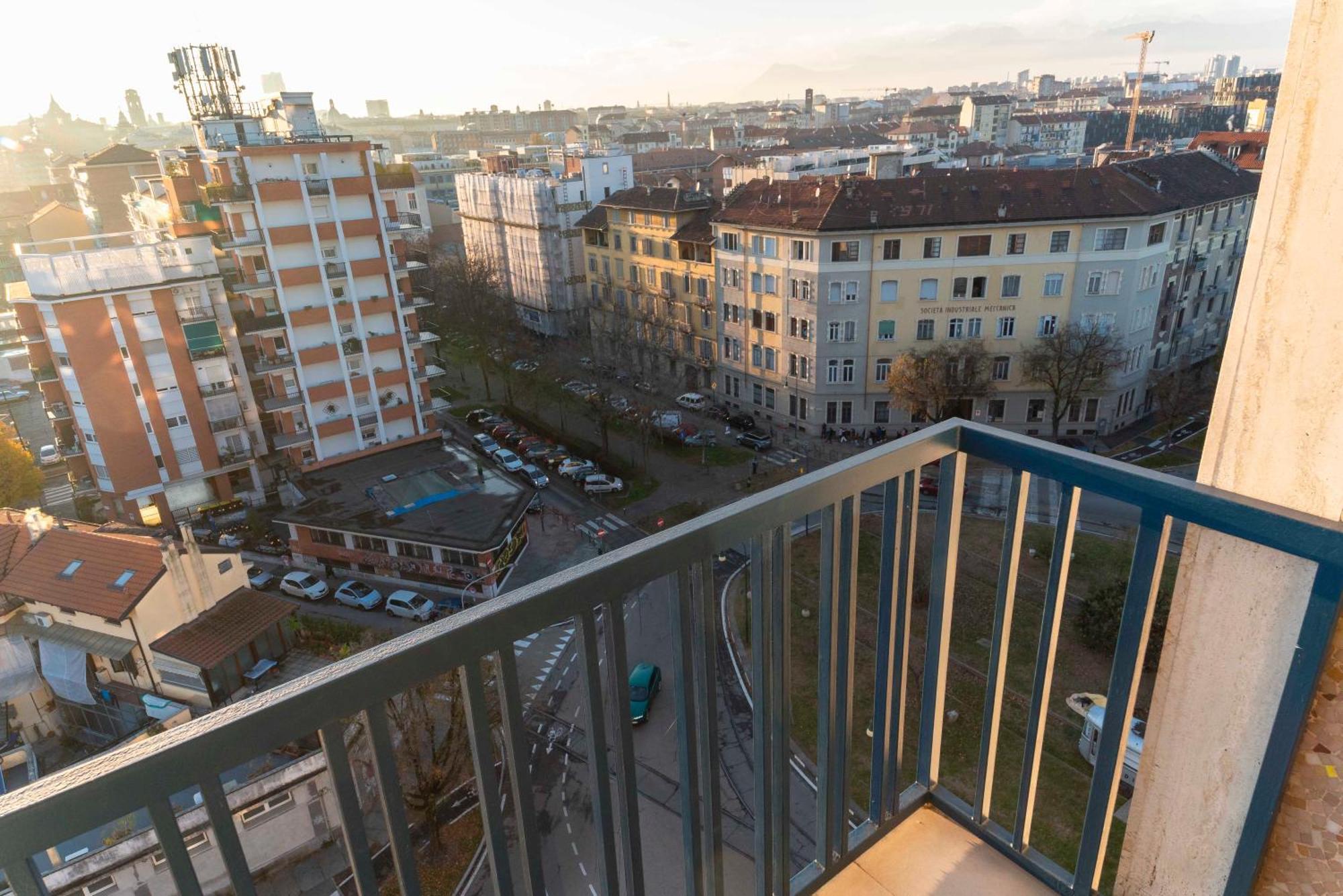 Eina27 * Turin
